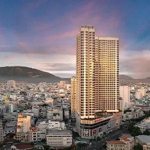 Hotel Meliá Vinpearl Empire