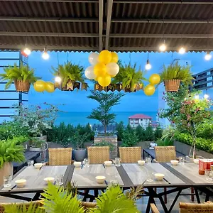 Coast House Boutique Hotel
