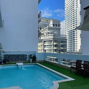 King Hotel