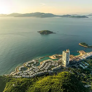 Resort Le Corail, A Gran Melia, Nha Trang